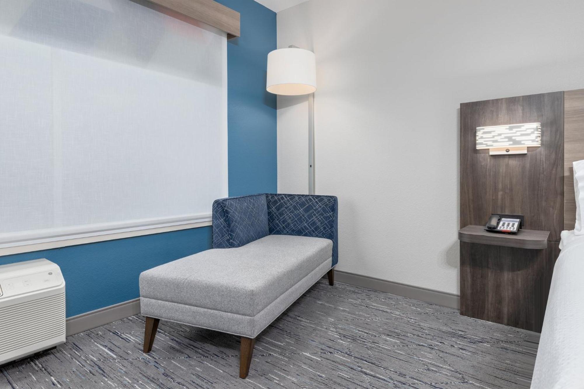 Holiday Inn Express & Suites Austin Airport East By Ihg Luaran gambar