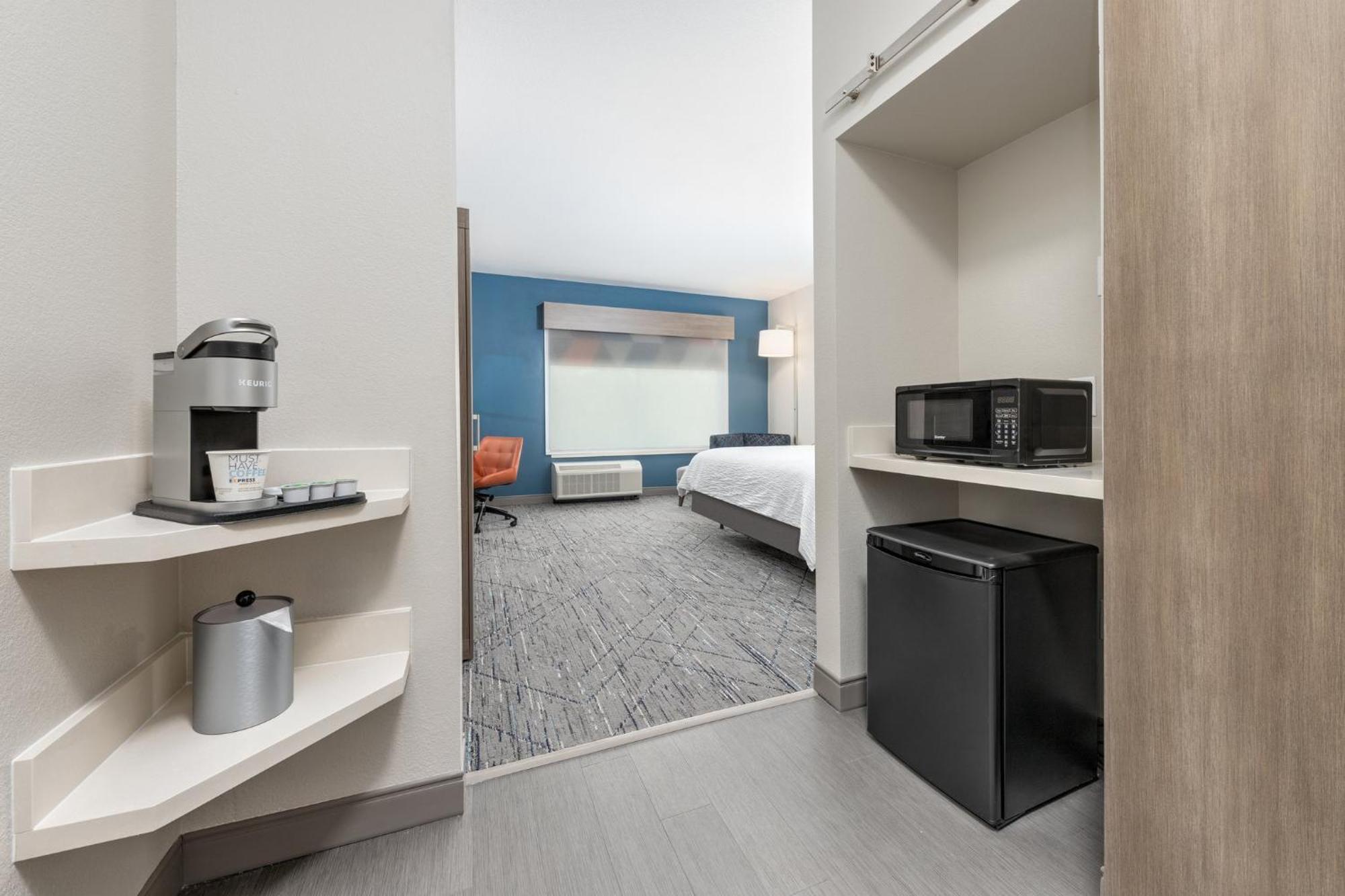 Holiday Inn Express & Suites Austin Airport East By Ihg Luaran gambar
