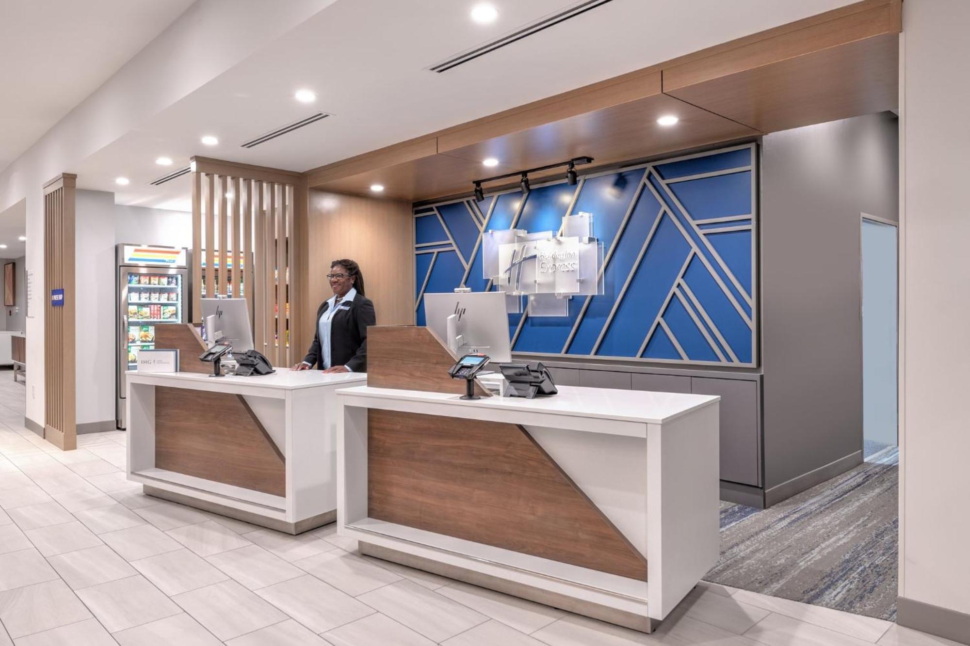 Holiday Inn Express & Suites Austin Airport East By Ihg Luaran gambar