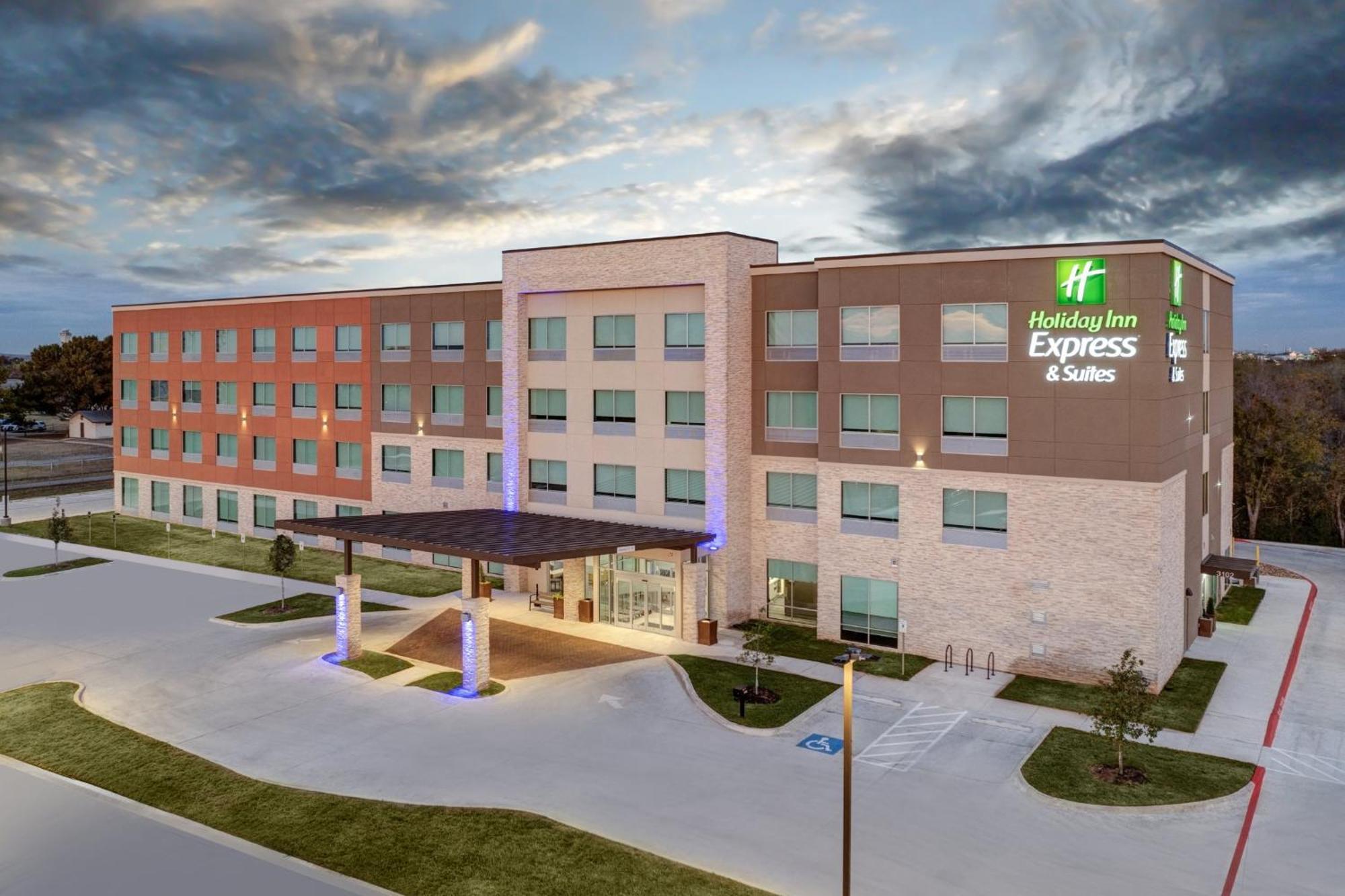 Holiday Inn Express & Suites Austin Airport East By Ihg Luaran gambar